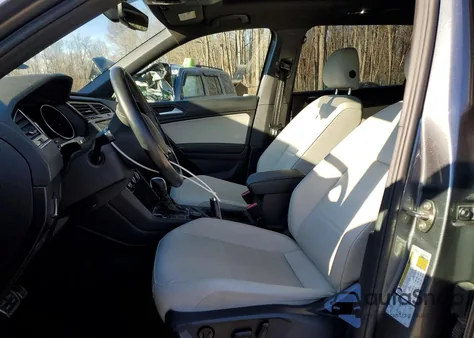 2021 Volkswagen Tiguan Se z USA, uszkodzony, nr VIN 3VV2B7AX9MM024308